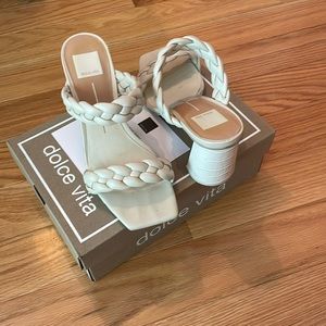 Dolce Vita Cream Stella - great condition